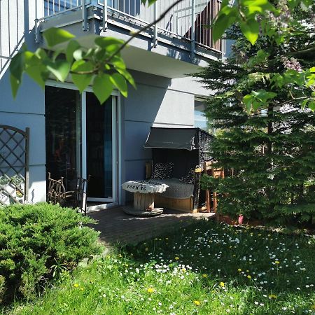 Przytulna Kawalerka Z Ogrodem Apartman Gdańsk Kültér fotó
