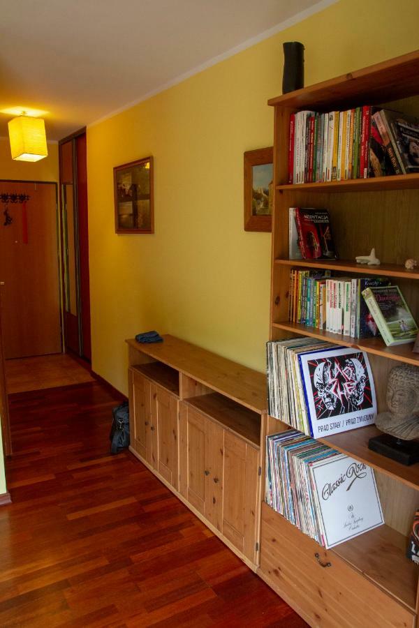 Przytulna Kawalerka Z Ogrodem Apartman Gdańsk Kültér fotó